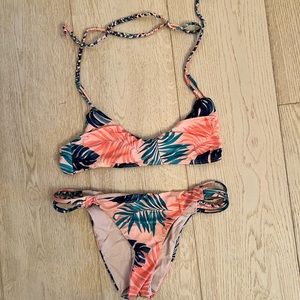 Roxy Bikini